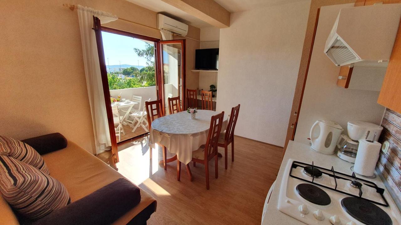 Apartments Sime Сукошан Экстерьер фото